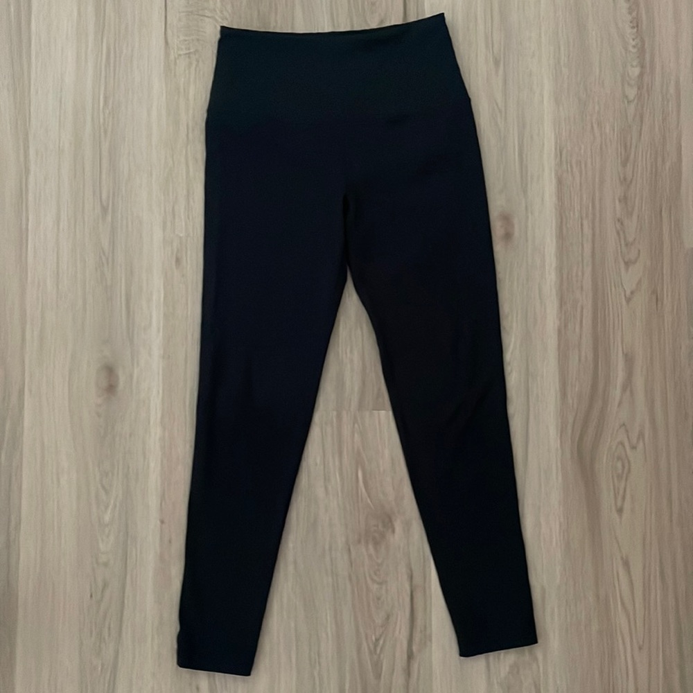 Victorias Secret Sport, Knockout Black Leggings, Size: S, VGUC, no piling noted